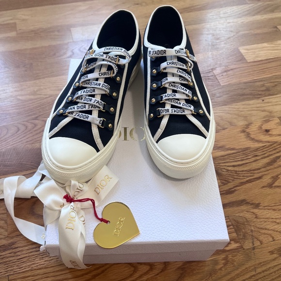 Dior Walk’n’Dior Sneaker - Picture 1 of 6